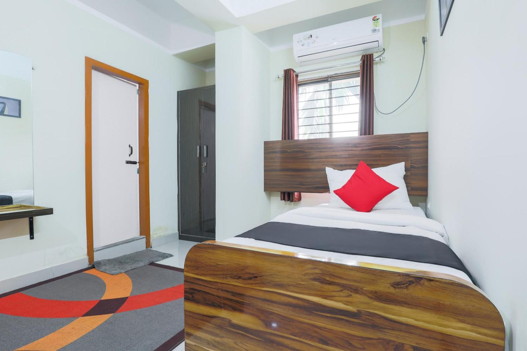 Hotel O Central Inn Dispur Exterior photo